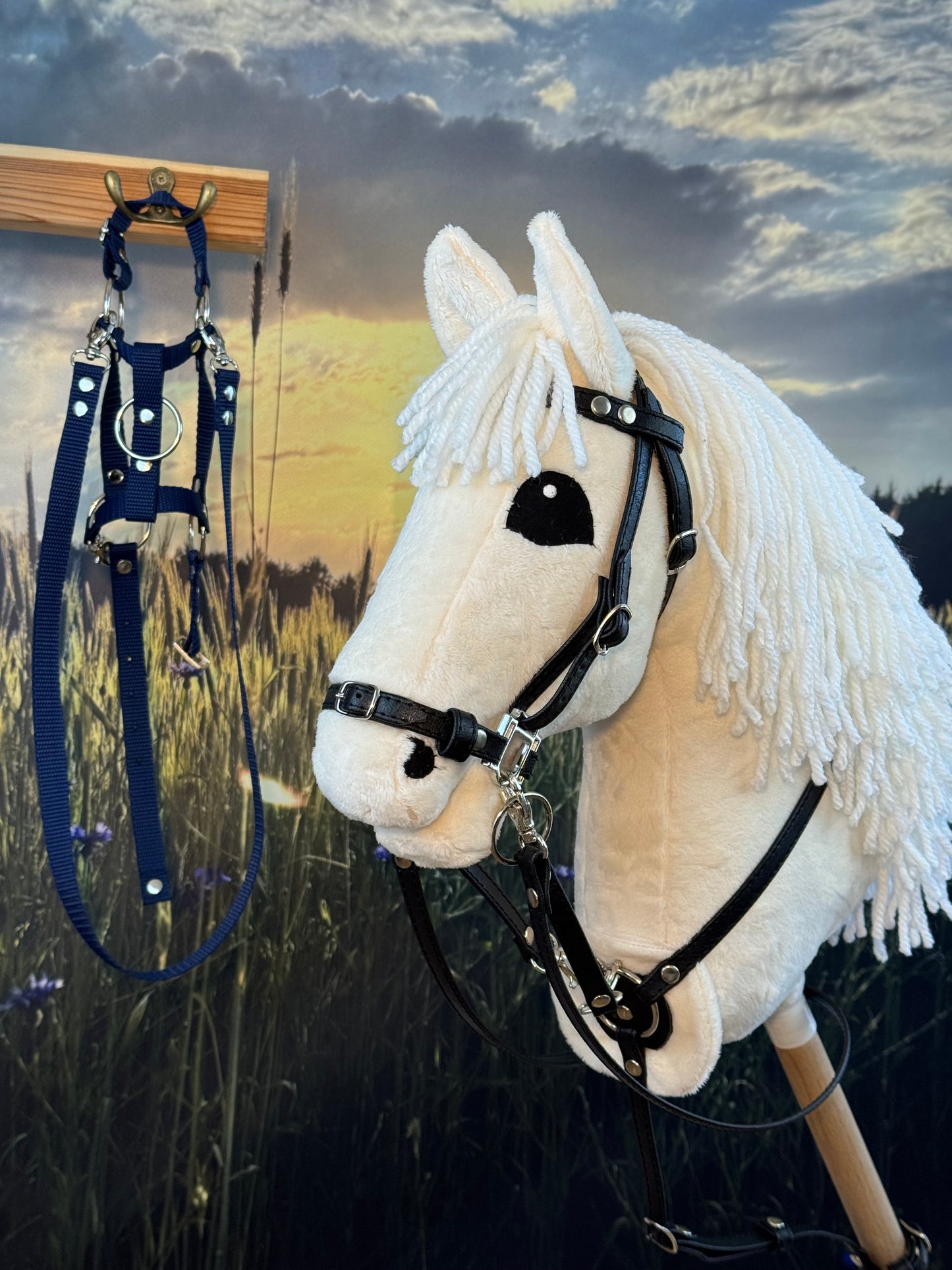 Palomino-Hobby Horse Creme. Realistisch. Größen A3, A4 und A5