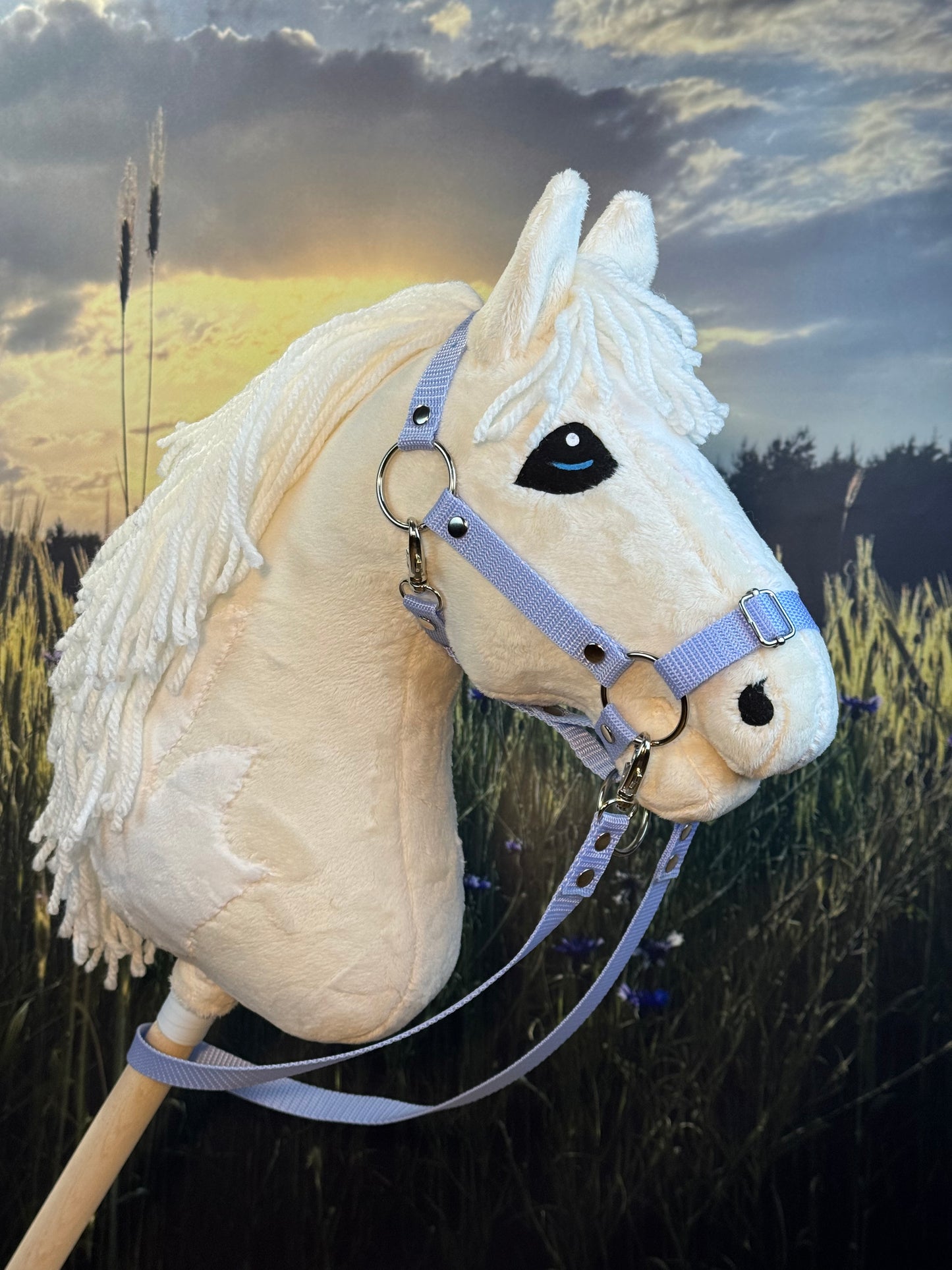 Palomino Tobiano Steckenpferd mit Flecken. Realistisch. Erhältlich in den Größen A3, A4 und A5.