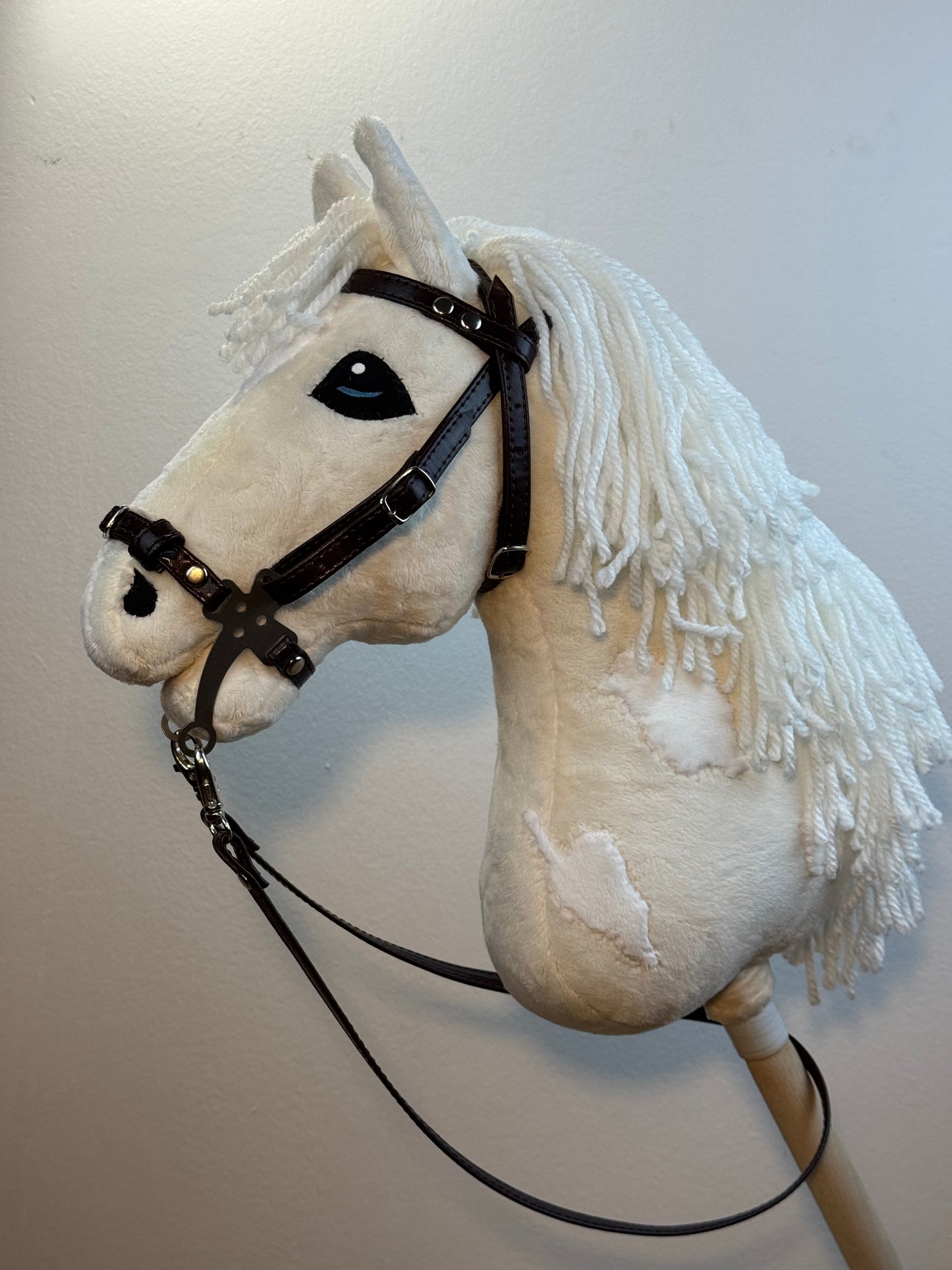 Palomino Tobiano Steckenpferd mit Flecken. Realistisch. Erhältlich in den Größen A3, A4 und A5.